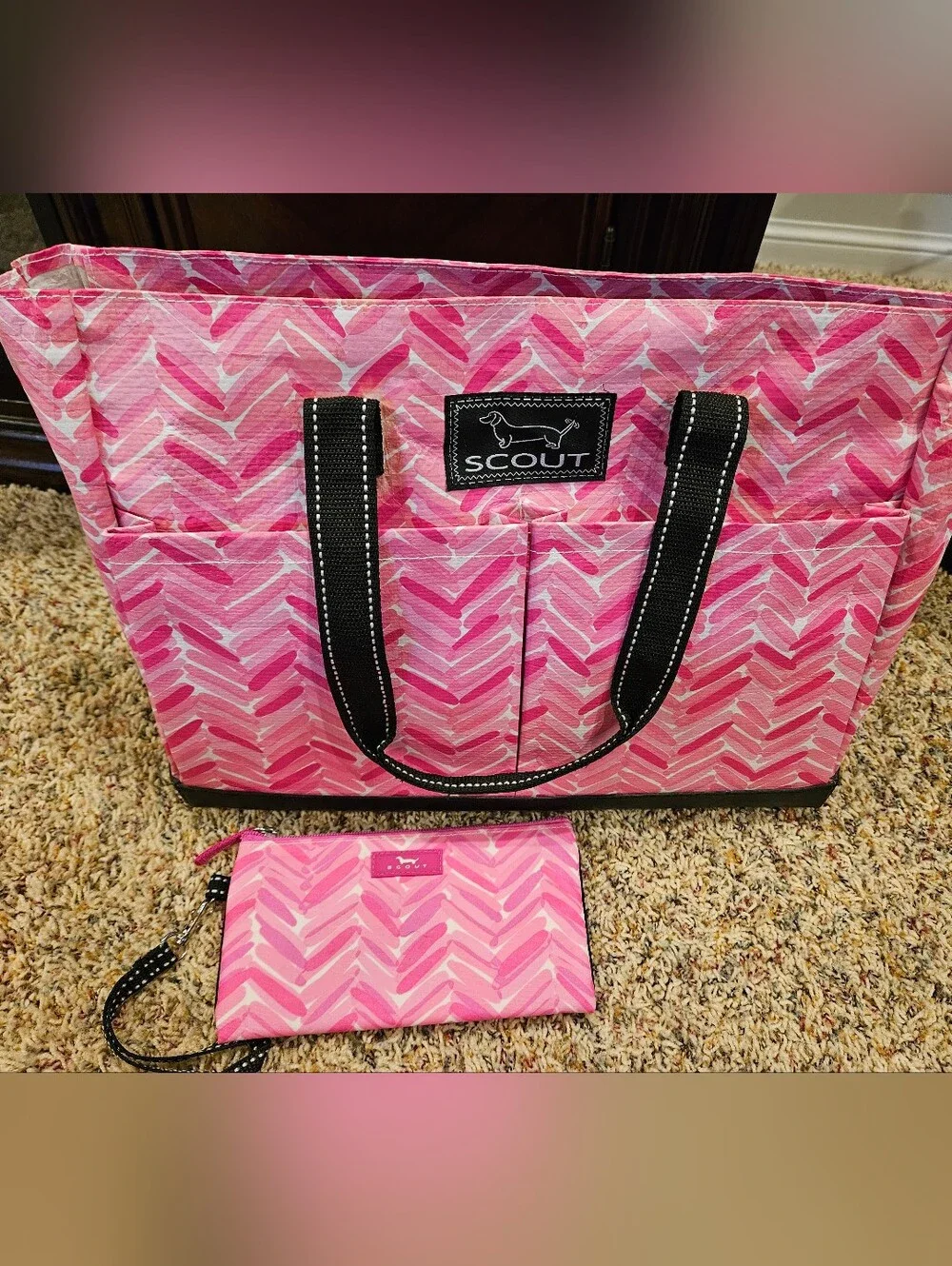 Scout Bag With Wristlet